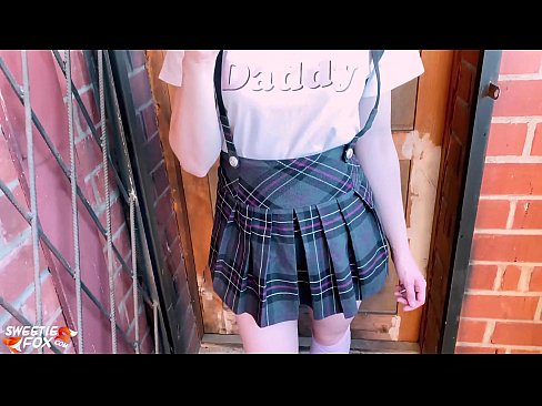 ❤️ Schoolgirl buruja rẹ dick jinna ati fokii dipo ti awọn kilasi. Ohun onihoho ti ile  ❌❤